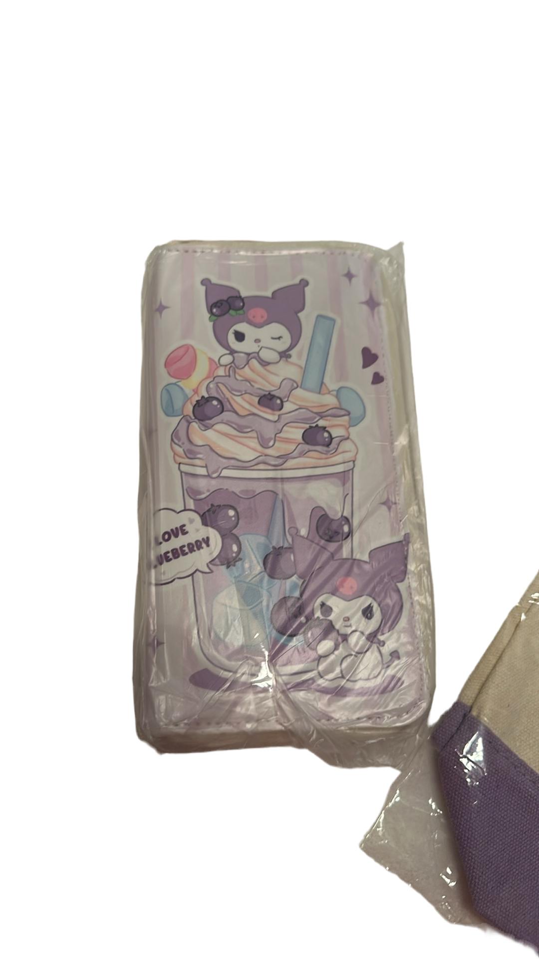 Kuku Bundle comes with a tote, wallet and storage bag. So cute.